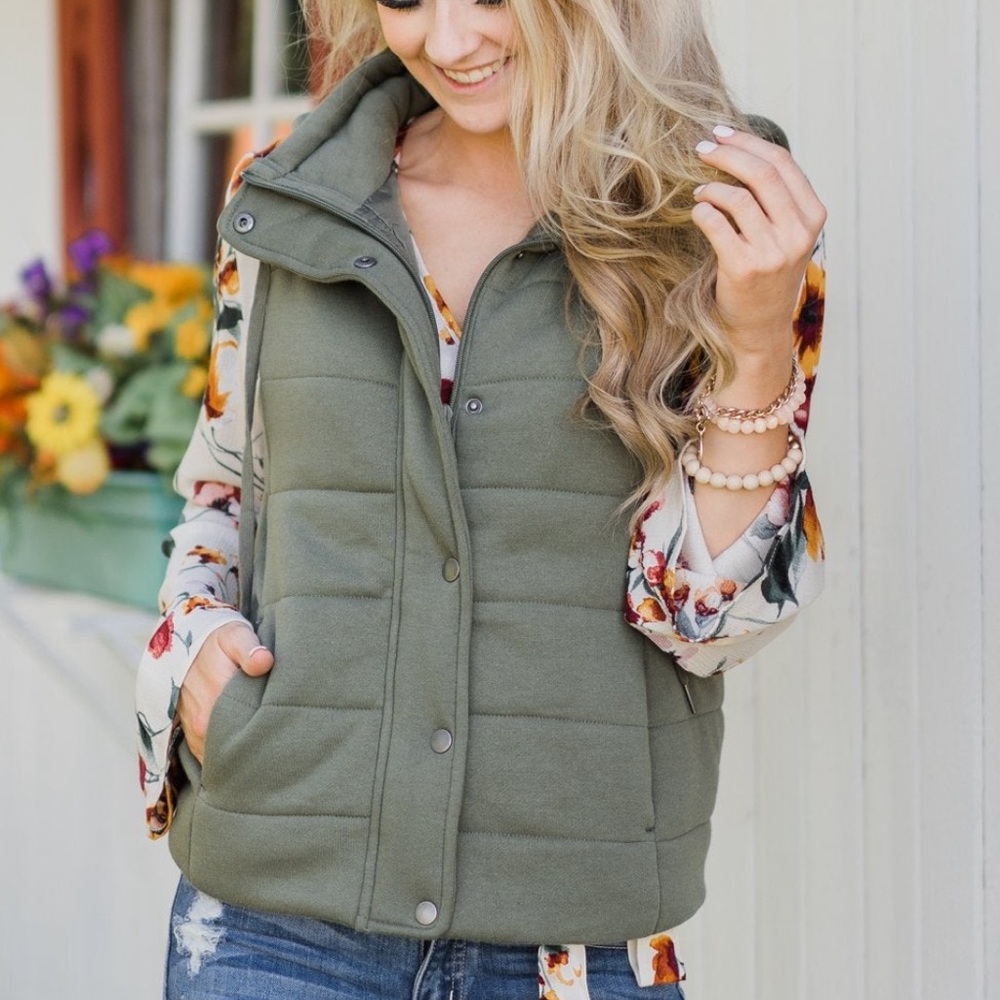 Staccato Zip Puffer Vest - Size S, Olive